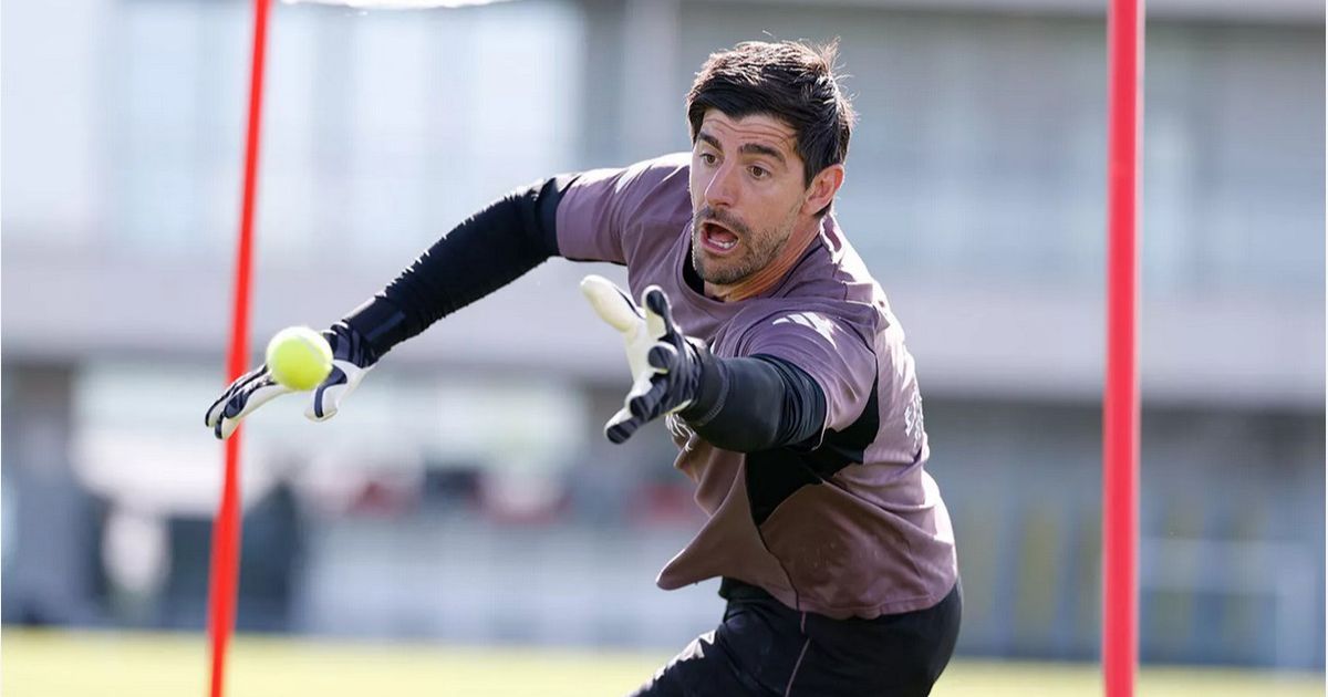 تيبو كورتوا يعود إلى تدريبات ريال مدريد.. ويستعدّ لموقعة برشلونة