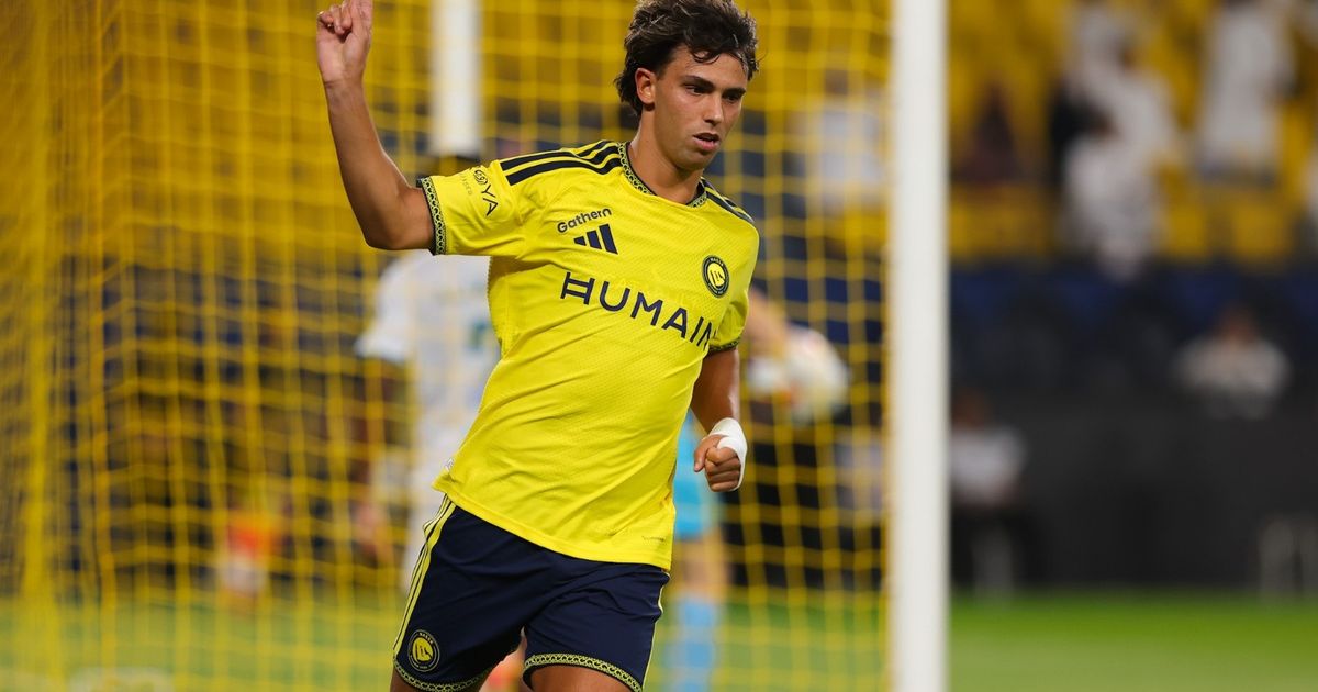 النصر ينوي تفعيل بند التمديد لجواو فيليكس لمدة عامين
