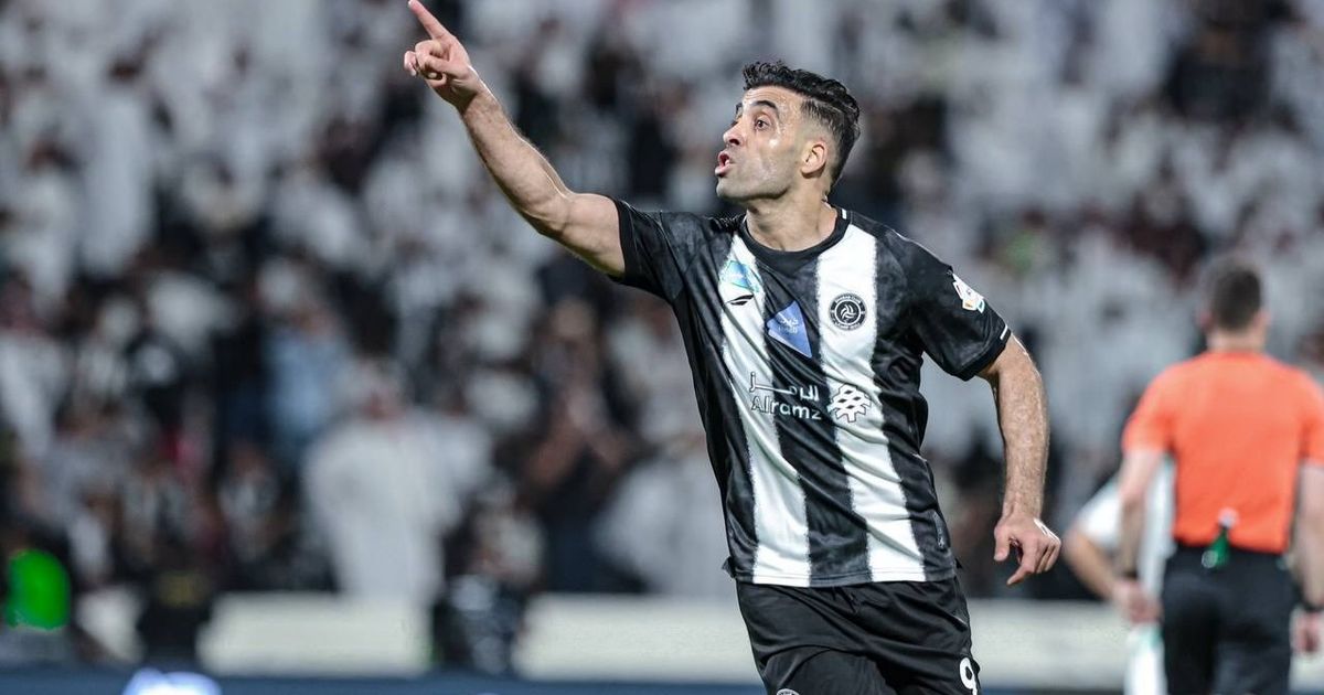 على رأسهم الدوسري وحمد الله.. 32 لاعباً من دوري روشن السعودي في كأس العرب