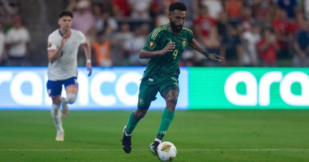 رونار يجري تغييرين على تشكيلة السعودية أمام ترينيداد وتوباغو