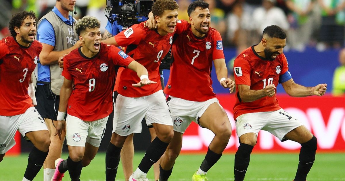 شاهد.. مصر تواصل رحلة إعجازية بالفوز على أستراليا وتبلغ دور الـ16
