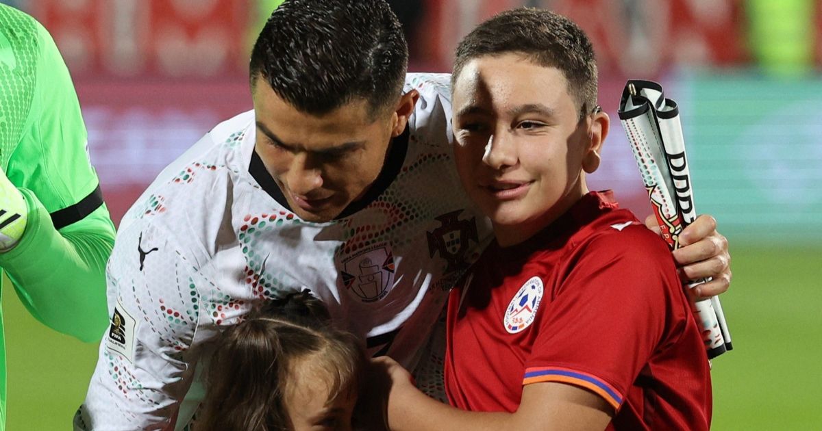 شاهد.. رونالدو يحتفل "بصداقة جديدة" وينشر فيديو 57 ثانية