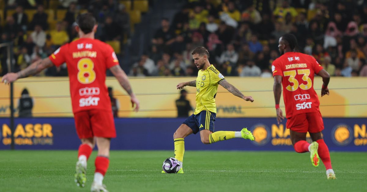 إينييغو مارتينيز "يفتقد" برشلونة.. فهل يرحل عن النصر السعودي؟