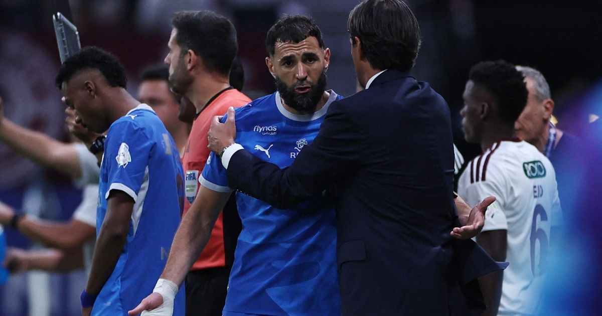 بنزيما أساسياً.. تغيير وحيد بتشكيلة الهلال أمام الفتح في الدوري السعودي