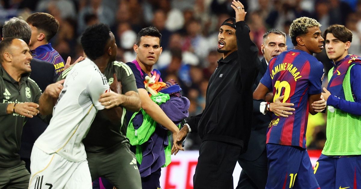 موعد مباراة الكلاسيكو بين برشلونة وريال مدريد في الدوري الإسباني