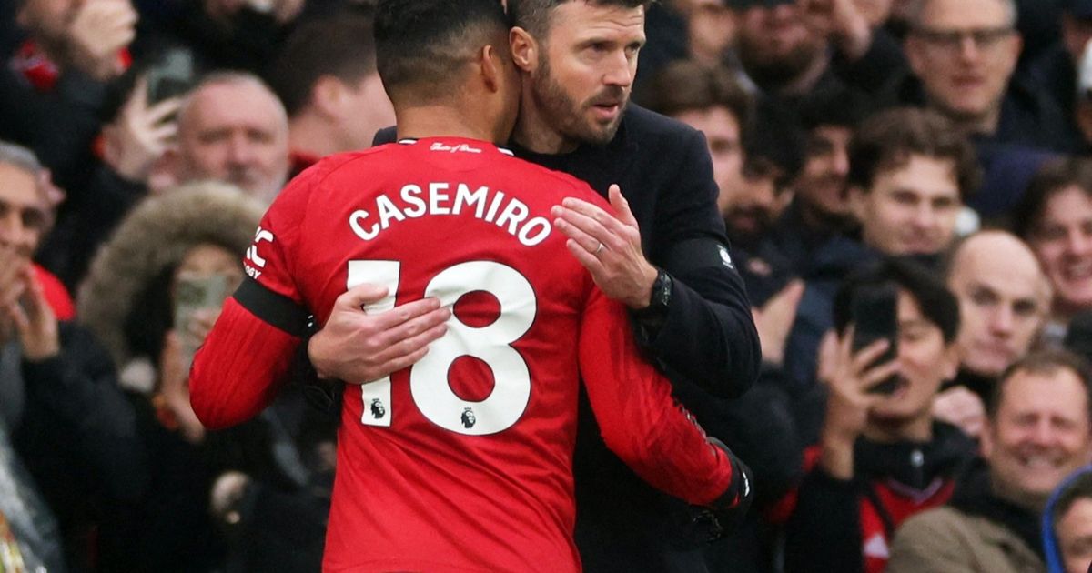 لماذا غاب كاسيميرو عن قائمة مانشستر يونايتد أمام برايتون؟