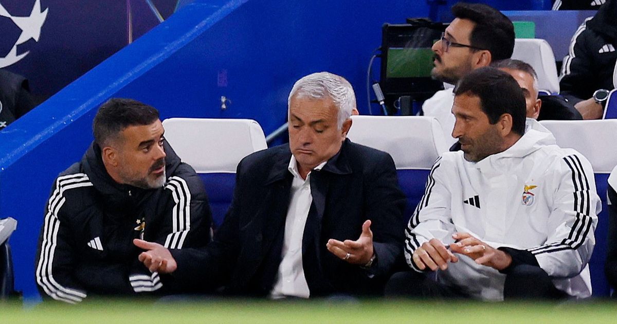 مورينيو سيصطحب ثلاثة مساعدين لتدريب ريال مدريد