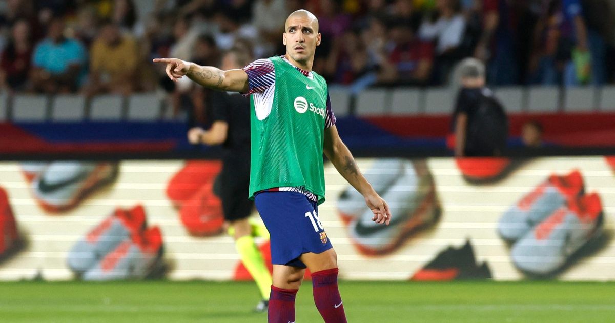 برشلونة يفسخ عقد لاعبه أوريول روميو بالتراضي