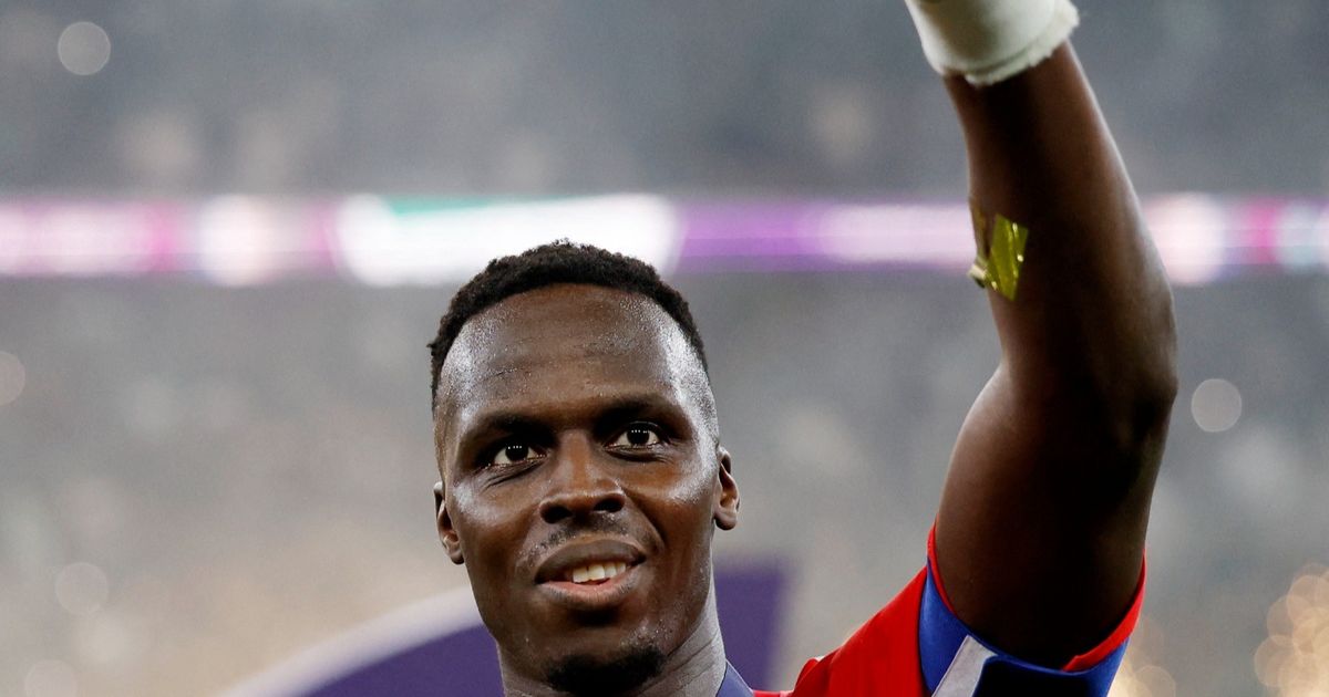 إدوارد ميندي: أرجو ألا يغضب المغرب لكن السنغال بطلة إفريقيا