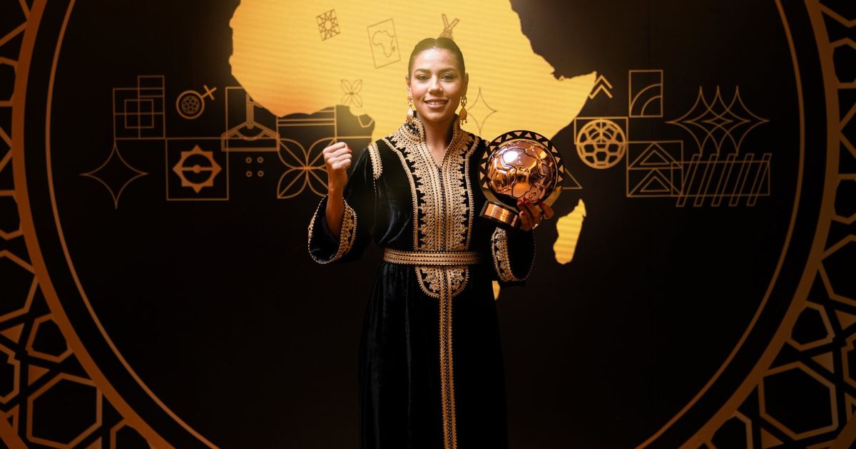 بعمر 34 عاماً.. المغربية غزلان الشباك لاعبة الهلال الأفضل في إفريقيا