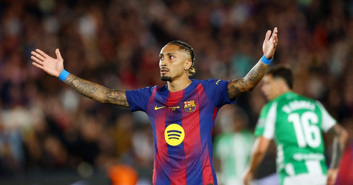 برشلونة يختتم مبارياته في كامب نو بالفوز على بيتيس
