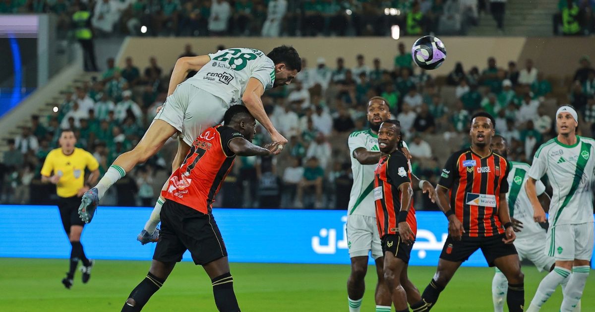 ماتيوس والخيبري الأفضل وتوني من الأسوأ في مباراة الأهلي والرياض