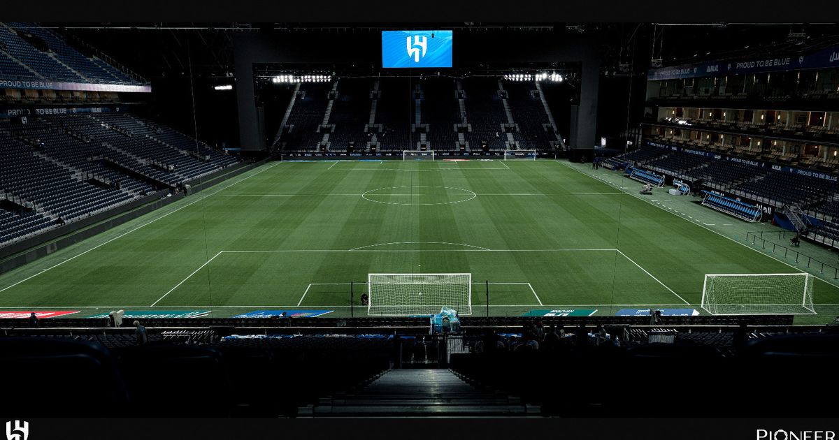 سالم الدوسري أساسياً في تشكيلة الهلال لمواجهة الحزم بالدوري السعودي