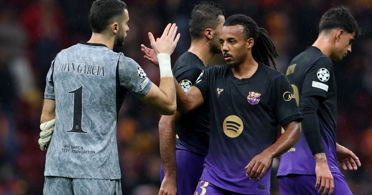 برشلونة يترقب.. شكوك حول جاهزية نجم الدفاع بالكلاسيكو ضد ريال مدريد