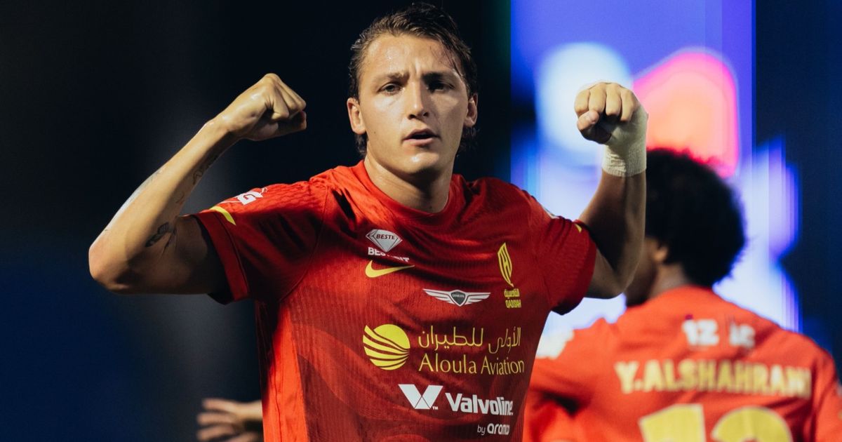 مهاجم القادسية السعودي مطلوب في مانشستر يونايتد مقابل 70 مليون يورو