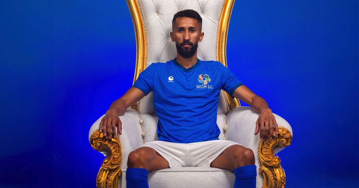 لماذا غادر سلمان الفرج "غاضباً" ملعب المباراة بسيارته الخاصة؟