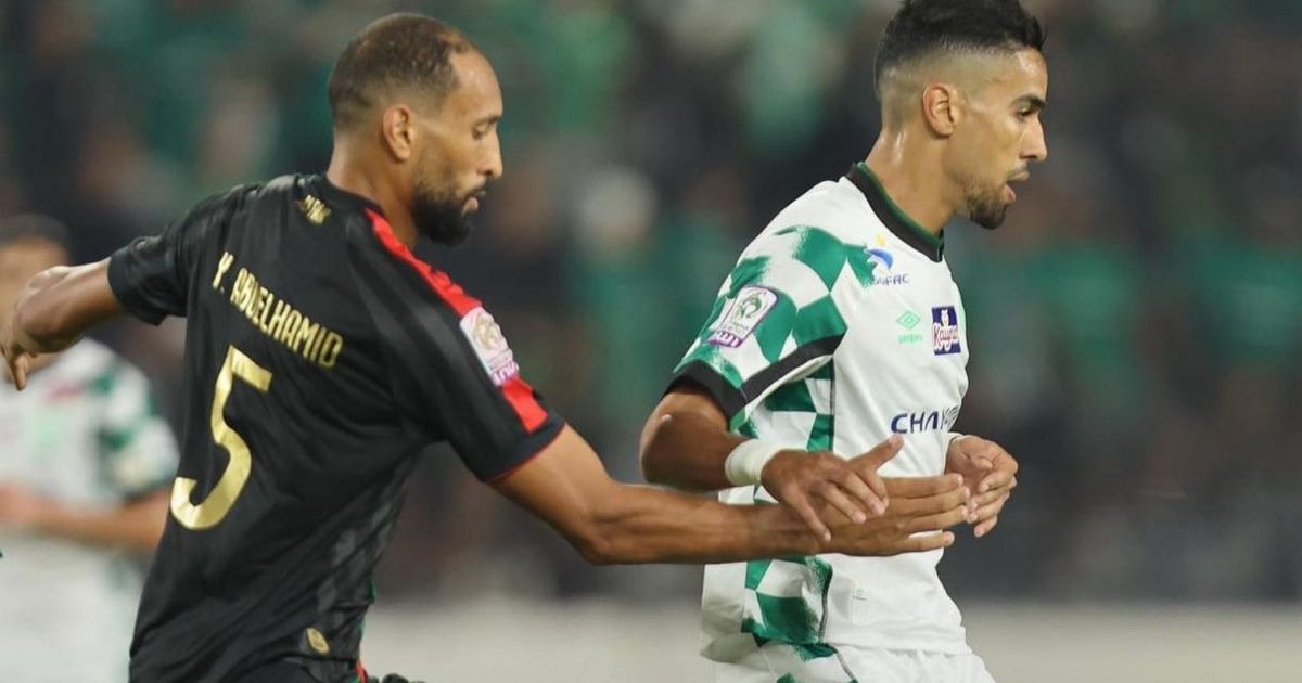 تعادل سلبي وجدل تحكيمي يرافق كلاسيكو الرجاء والجيش الملكي