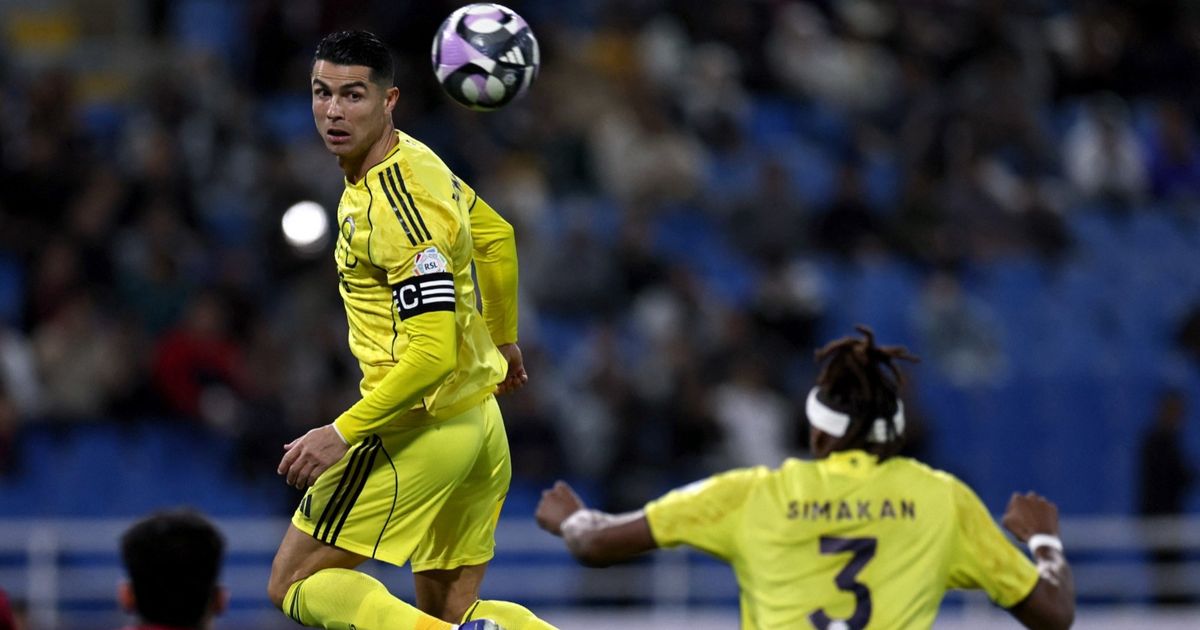 شاهد.. رونالدو يهدر والعليوة يهدد في شوط أول سلبي بين النصر والخلود