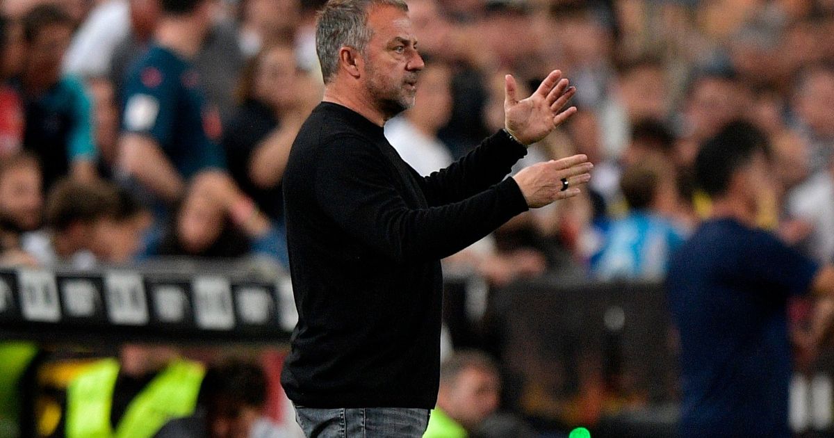 برشلونة يتواصل مع "خليفة فليك" ويحدد موعد تعيينه
