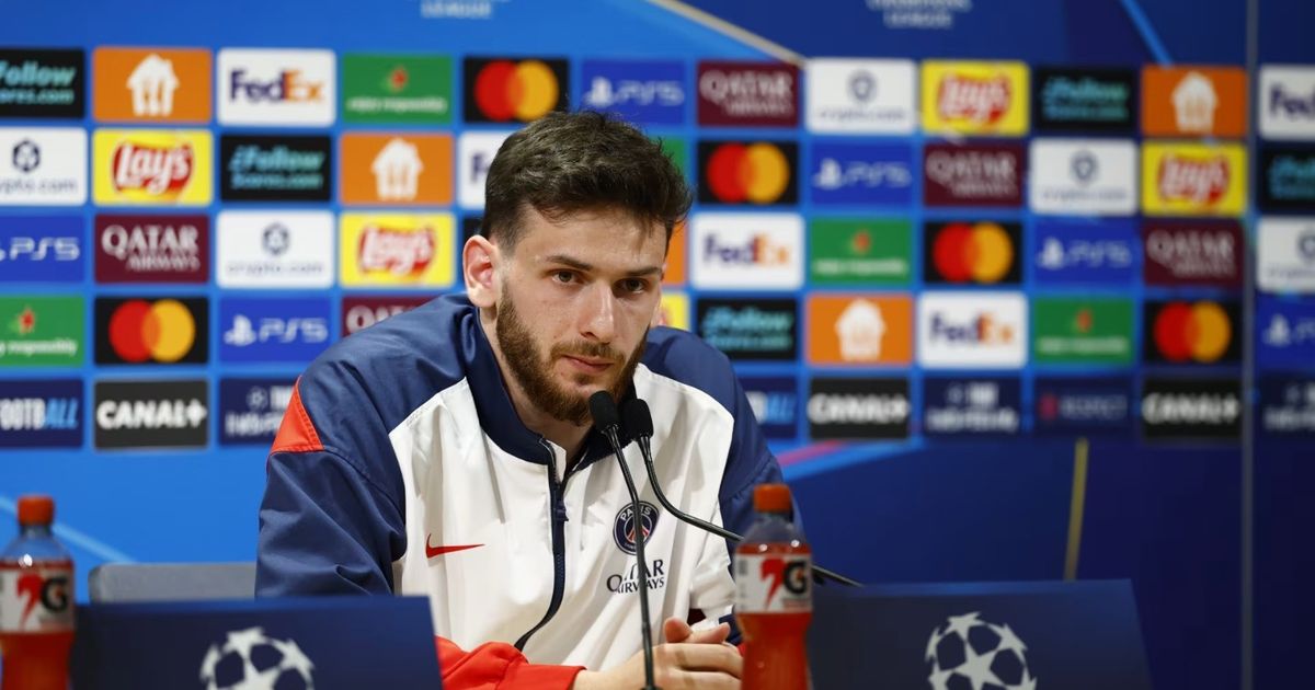 كفاراتسخيليا: مانويل نوير أسطورة لكن سان جيرمان يدرك الطريق إلى شباكه