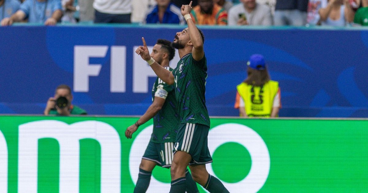 قبل مواجهة إسبانيا.. سِجِل السعودية أمام كبار العالم في المونديال