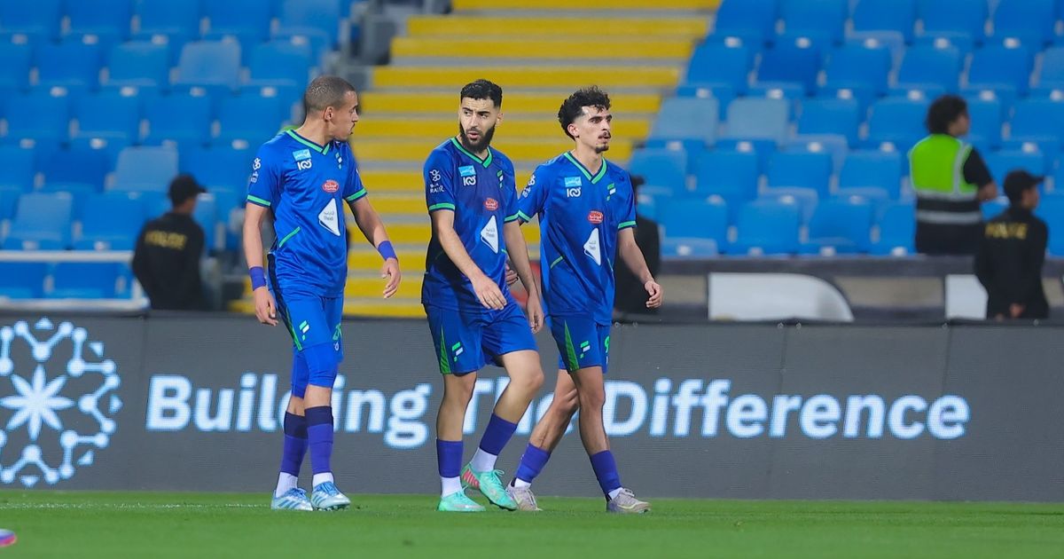 الفتح ينتزع نقطة من الرياض والأخدود يغادر منطقة الهبوط بالدوري السعودي