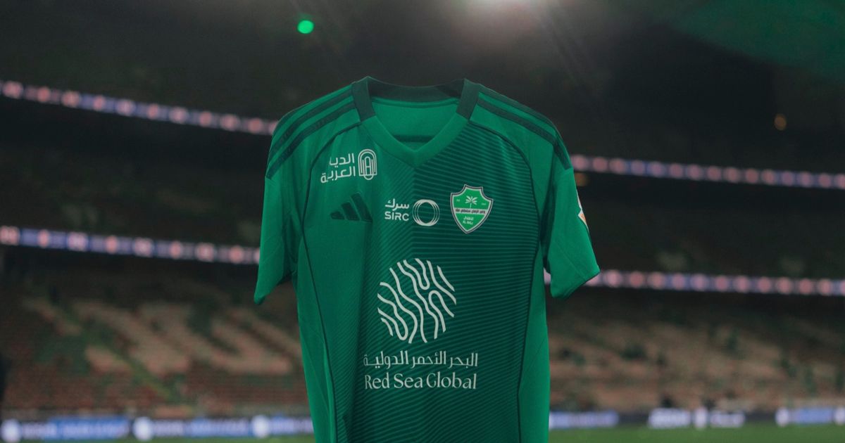 4 سعوديين في تشكيلة الأهلي الأساسية أمام الاتحاد بديربي جدة