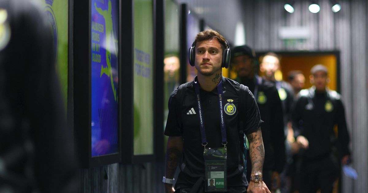 القادسية "يحسم" صفقة أوتافيو من النصر