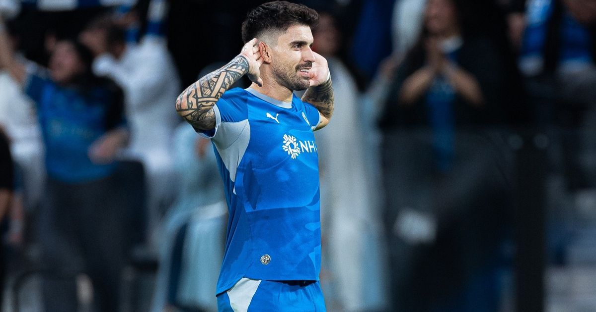 شاهد.. طردان و3 أهداف في فوز الهلال المثير على الغرافة بأبطال آسيا