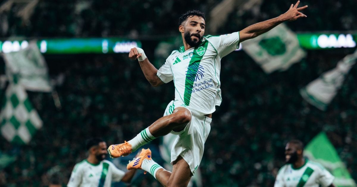 شاهد.. الأهلي يتلاعب بدفاع الخلود في الشوط الأول و"يحسم" النتيجة