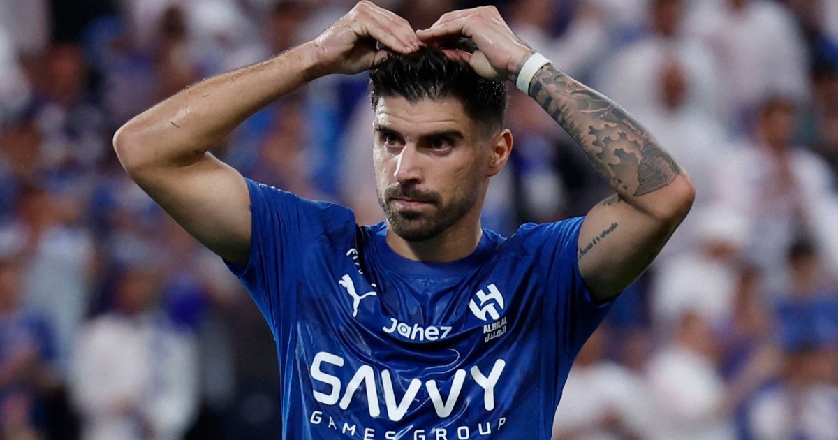 البرتغالي روبن نيفيز يلعب مباراته الـ100 بقميص الهلال