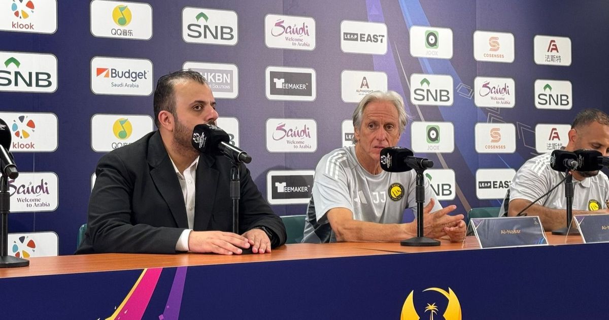 جيسوس يتغنى برونالدو بعد تجاوز الاتحاد والتأهل لنهائي السوبر السعودي