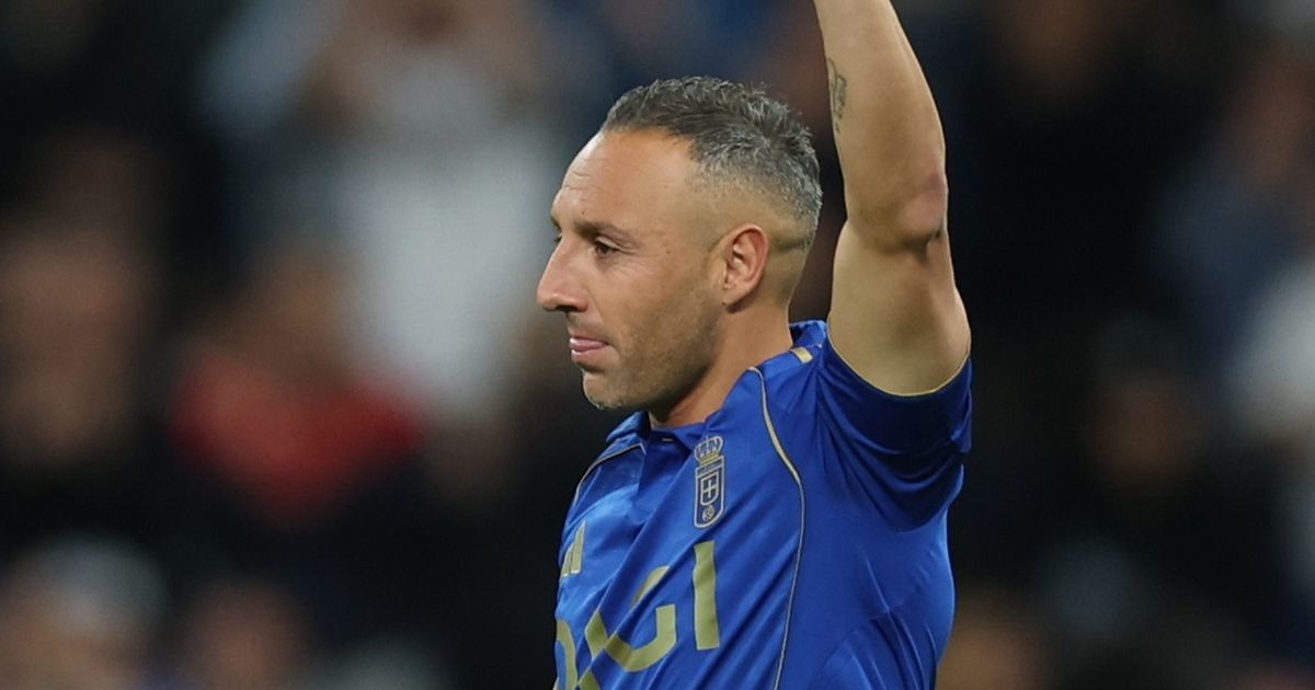 اعتزال "بطل أوروبا" سانتي كازورلا