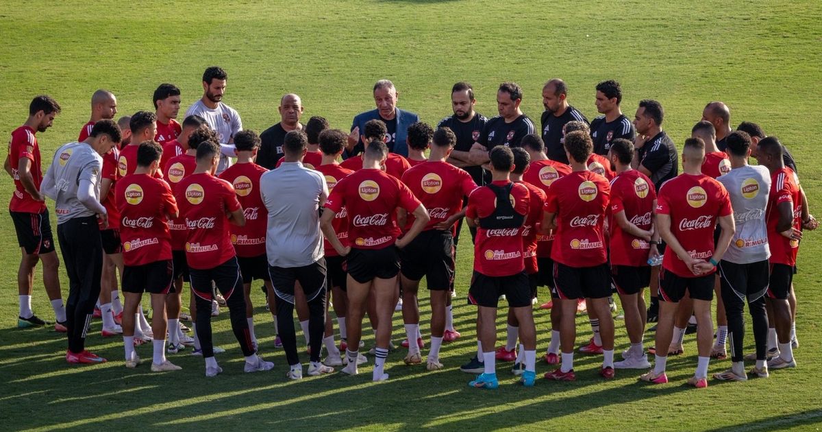 الخطيب في حديث ملهم للاعبين: الأهلي هو من سيبقى للأبد
