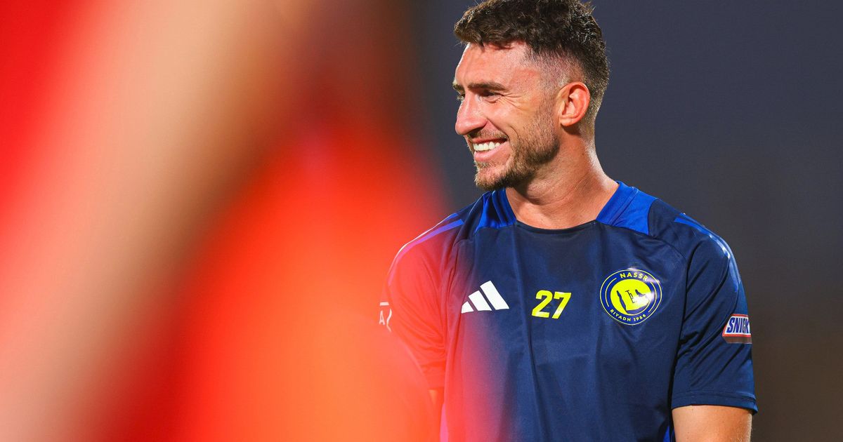 جورجي جيسوس "لا يعارض" تخلّي النصر عن لابورت لأتلتيك بلباو