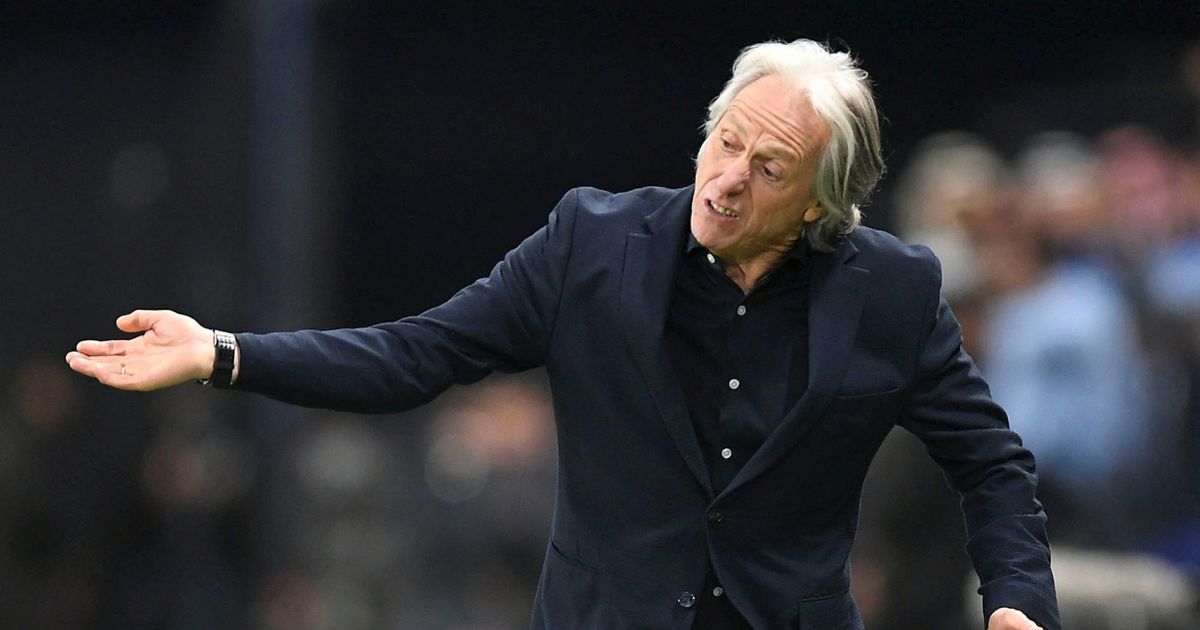 تقرير: جيسوس ملتزم باستكمال عقده مع الهلال رغم اهتمام البرازيل