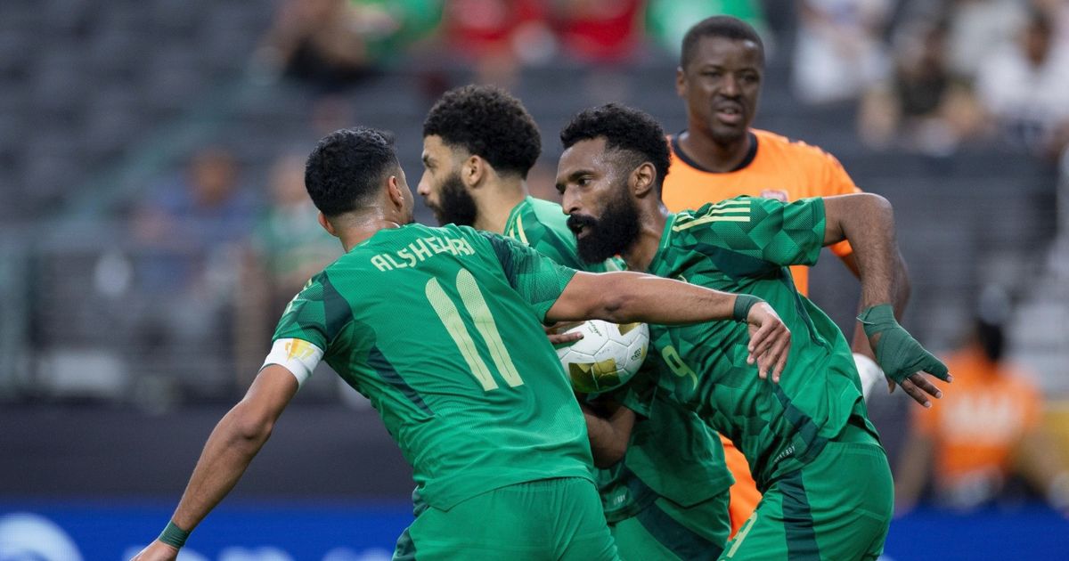 السعودية ترافق الولايات المتحدة إلى ربع نهائي الكأس الذهبية