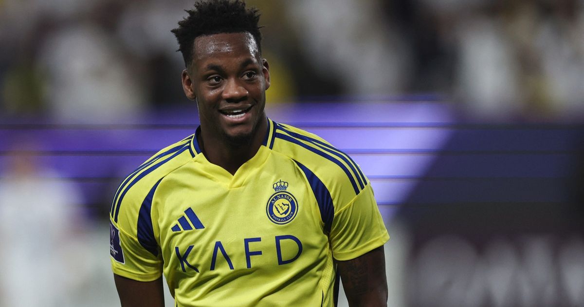 النصر يمنح جون دوران فرصة لحسم مستقبله في أوروبا