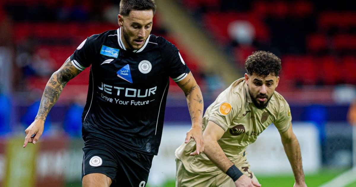 بعد طرد كاراسكو.. الريان يهزم الشباب ويتوج بدوري أبطال الخليج