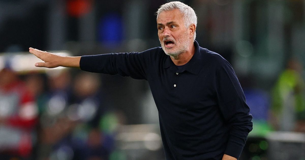 الصالح نيوز : مورينيو لا يتفق مع فالفيردي في سبب ريمونتادا ريال مدريد