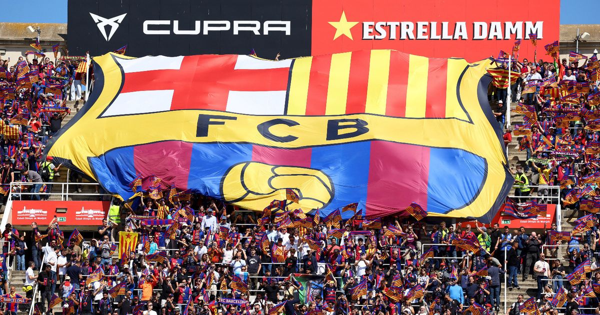 برشلونة يحسم مكان استضافته باريس سان جيرمان في دوري أبطال أوروبا