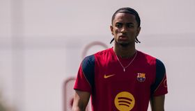 برشلونة يستهدف الحصول على 100 مليون يورو من بيع 3 لاعبين