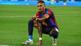 خطر أنشيلوتي يهدد رافينيا وبرشلونة.. 34 ألف كيلومتر وسجل إصابات مقلق