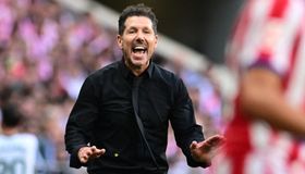 "لا يجب تجاوز حدود الاحترام".. سيميوني يرد على مورينيو بعد الديربي