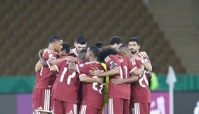 شاهد.. قطر تهزم البحرين حاملة اللقب بثنائية في "خليجي 27"