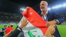 غراهام أرنولد مستمر في تدريب منتخب العراق لـمدة "6 أشهر"