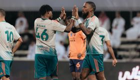 تحقيق عاجل.. أزمة إيفان توني والحكم الرابع تتصاعد