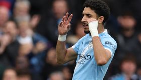 مرموش يقود هجوم مانشستر سيتي أمام كريستال بالاس
