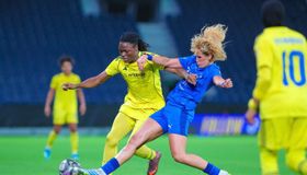 النصر يقهر الهلال ويُكمل رباعيته التاريخية في الكرة السعودية للسيدات