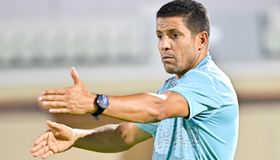 الأهلي المصري ينتهي من "صياغة عقود" المدرب الجديد
